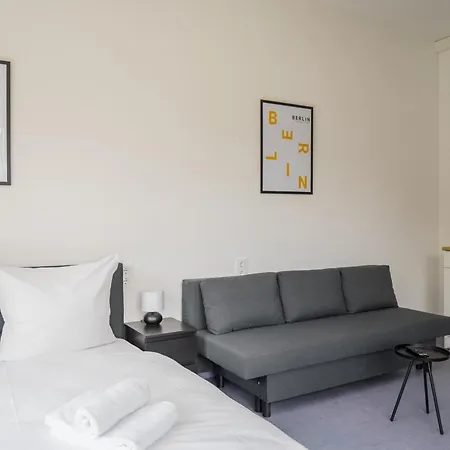 Apartmenthaus Neukoelln 3*