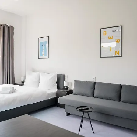 Apartmenthaus Neukoelln * ベルリン